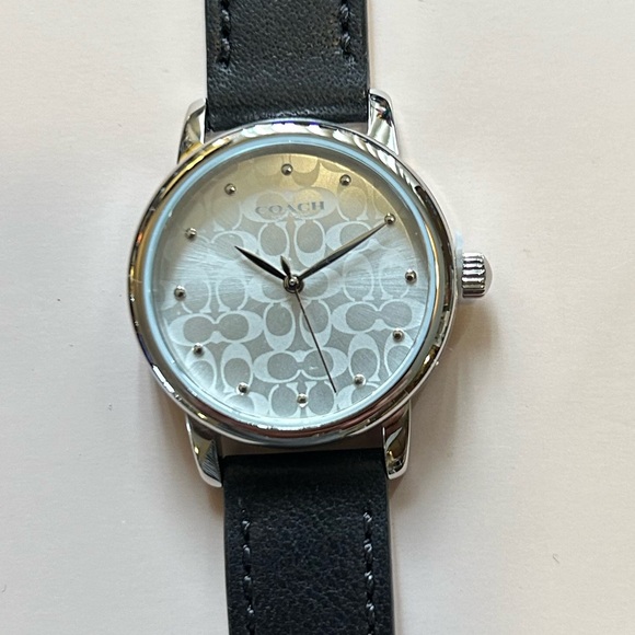 Coach Grand Watch With 28mm Coach Signiture Face - Picture 1 of 6